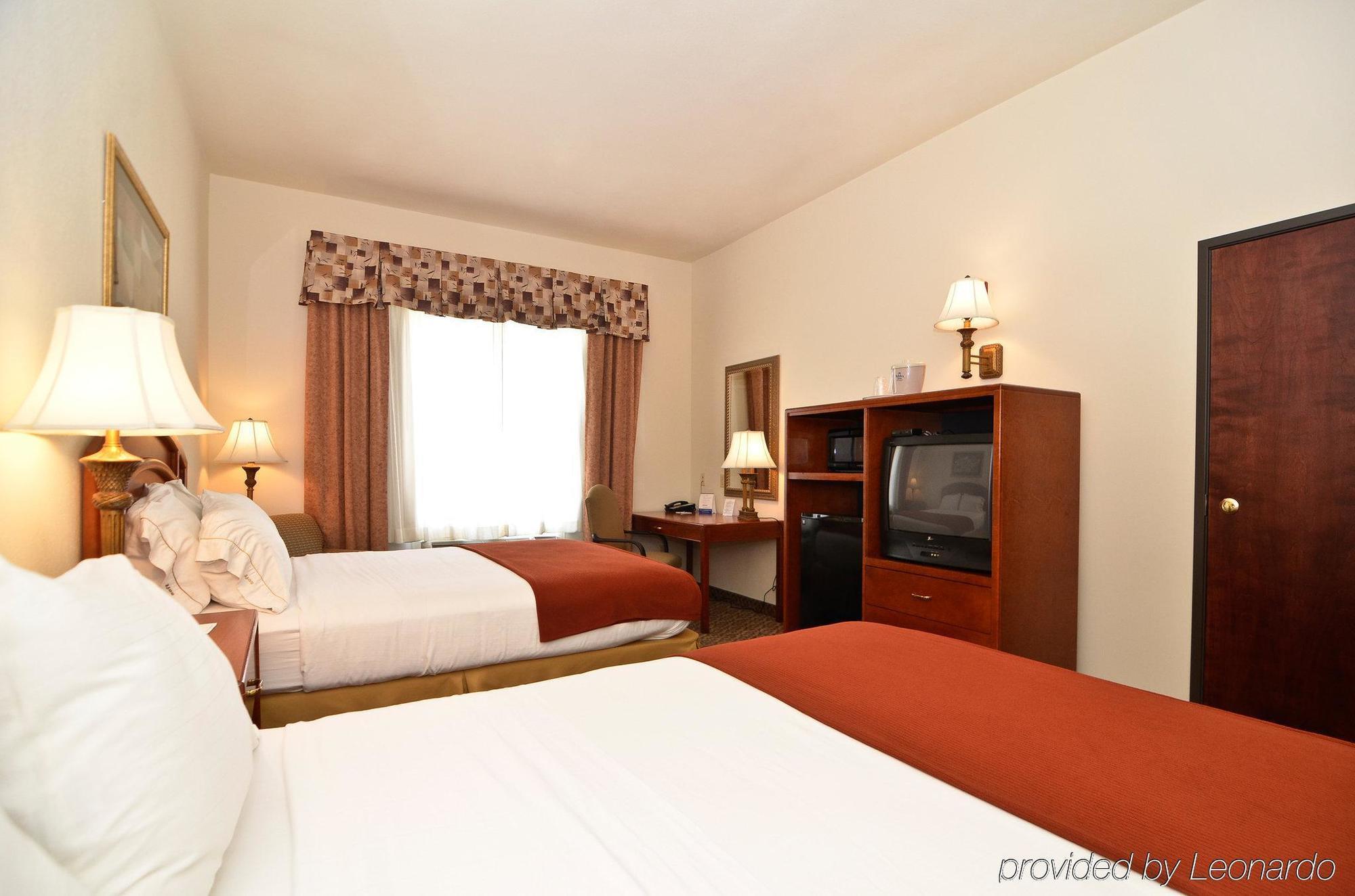 Holiday Inn Express Hotel & Suites Abilene Mall South, An Ihg Hotel Room photo